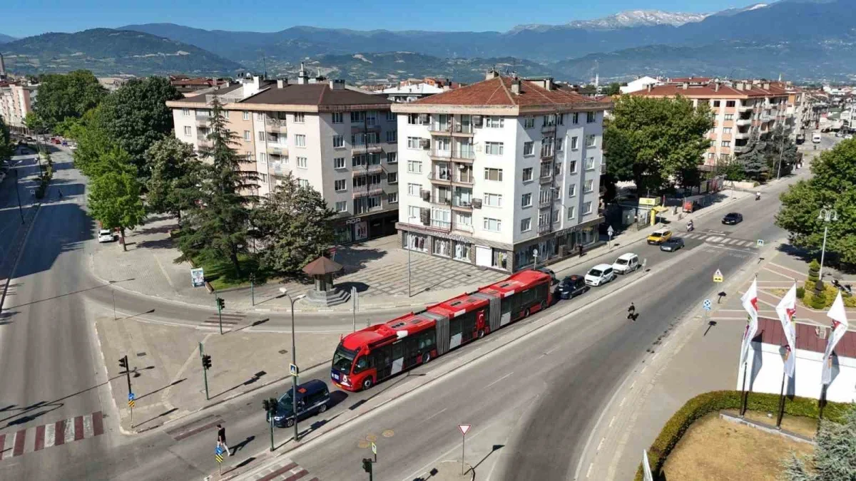 İnegöl'de metrobüs denemesi yapıldı: Hat Alanyurt'a uzanacak
