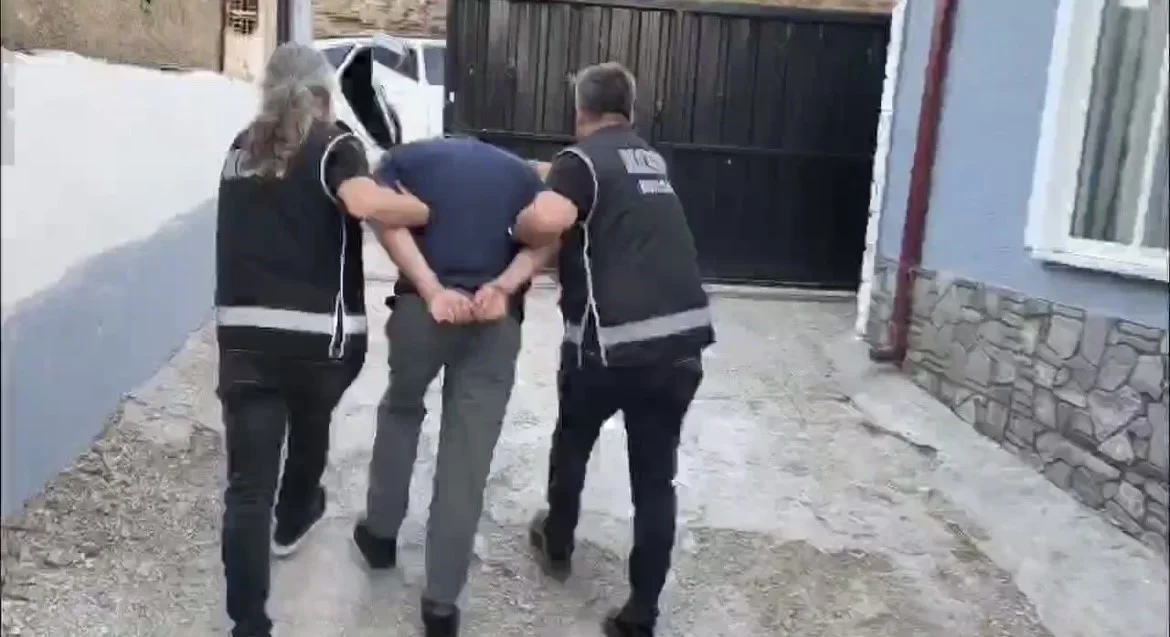 İznik'te tefecilik operasyonu: 7 kişi gözaltına alındı
