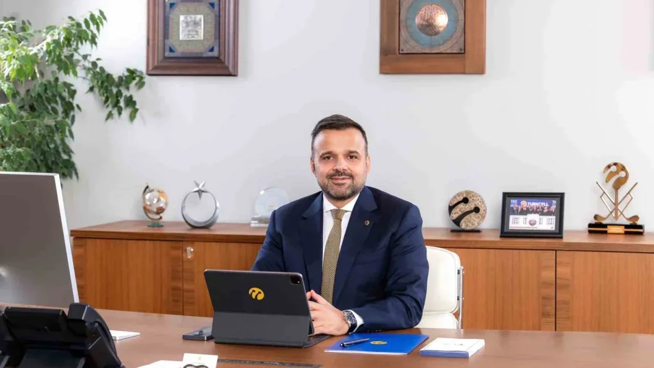 Turkcell Genel Müdürü Ali Taha Koç, GSMA'da üst göreve seçildi