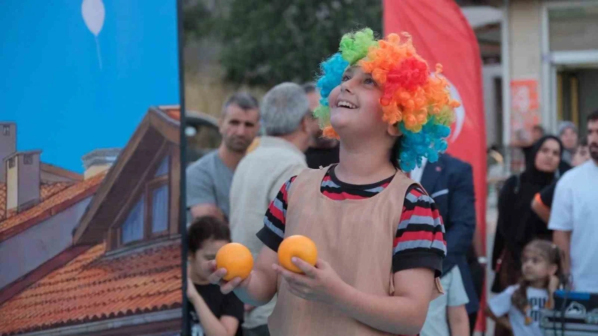 Yıldırım'da Geleneksel Mahalle Çocuk Şenlikleri başladı