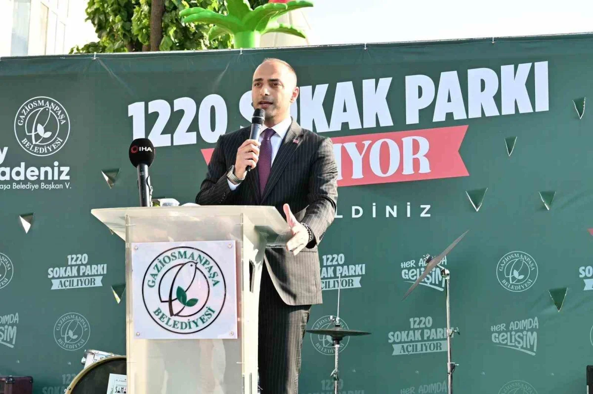 Gaziosmanpaşa'da Dünya Kupası temalı park törenle açıldı