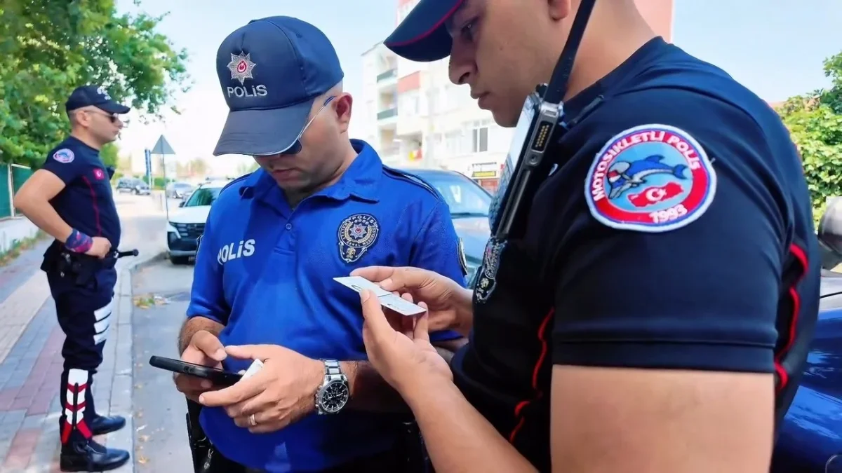 Tekirdağ'da 3 günde 11 bin 587 kişi sorgulandı, 5 kişi yakalandı
