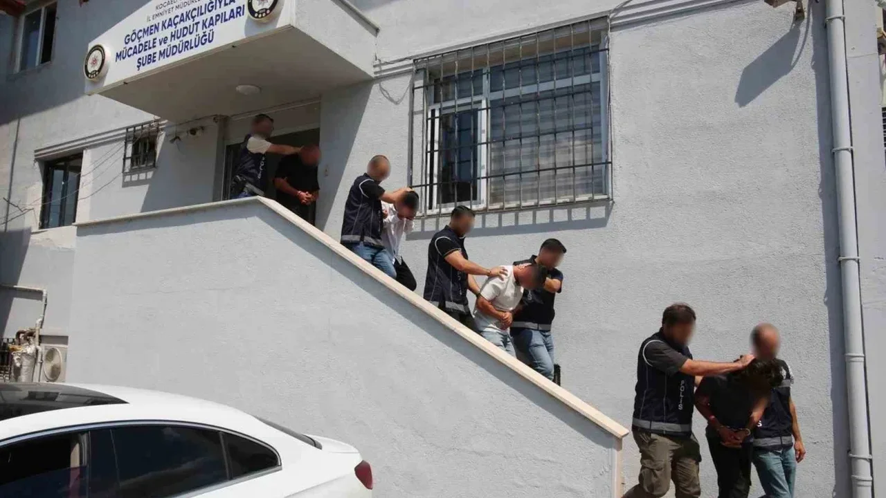 Kocaeli merkezli göçmen kaçakçılığı operasyonunda 9 tutuklama
