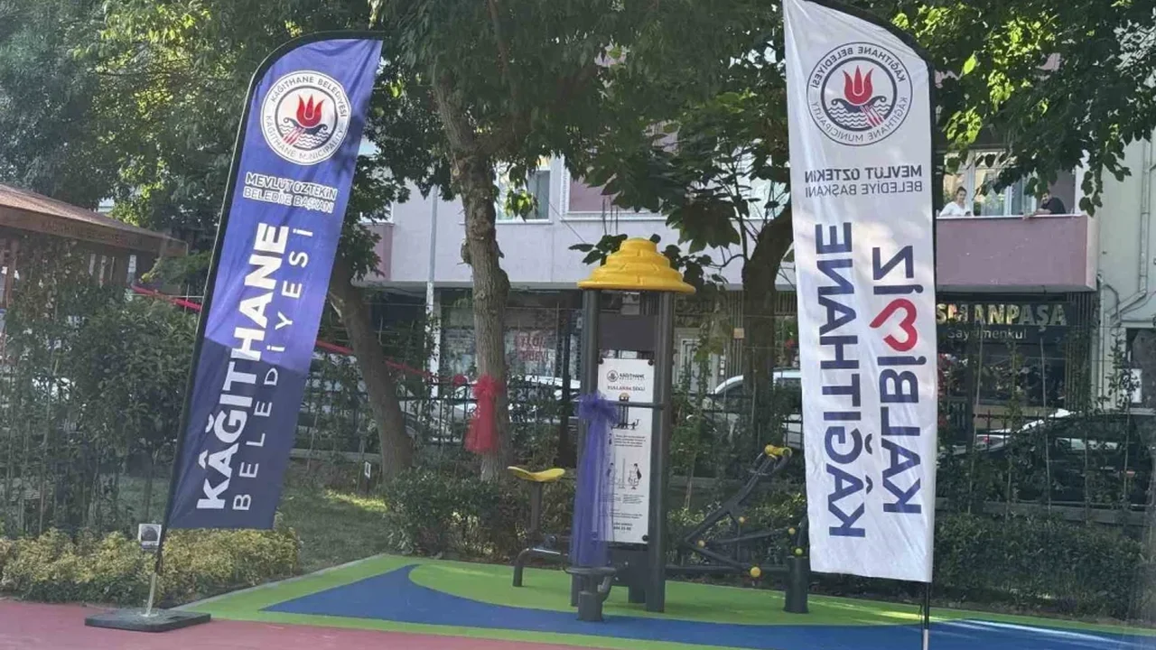Kağıthane'de yenilenen Muammer Aksoy Parkı hizmete açıldı