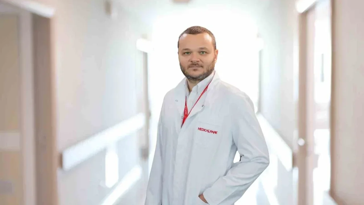 Yaz sıcakları varis ve venöz yetmezlik şikâyetlerini artırıyor