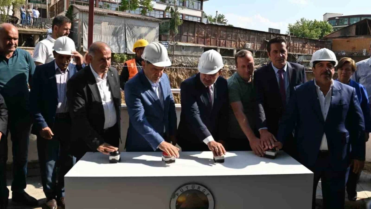 Esenler Belediyesi ve Pütürge'de kentsel dönüşüm temeli atıldı