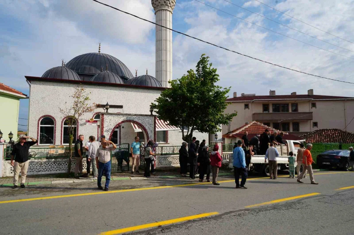 Kırklareli'nde saldırıda ölen 4 yaşındaki Öykü Naz toprağa verildi