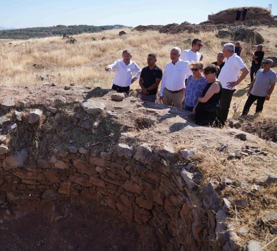 Ayvalık Küçükköy'de 5 tarihi yel değirmeni için proje başladı