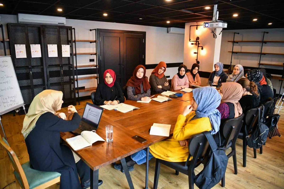 TÜRGEV'li genç kızlar savunma teknolojileri alanında yetişiyor