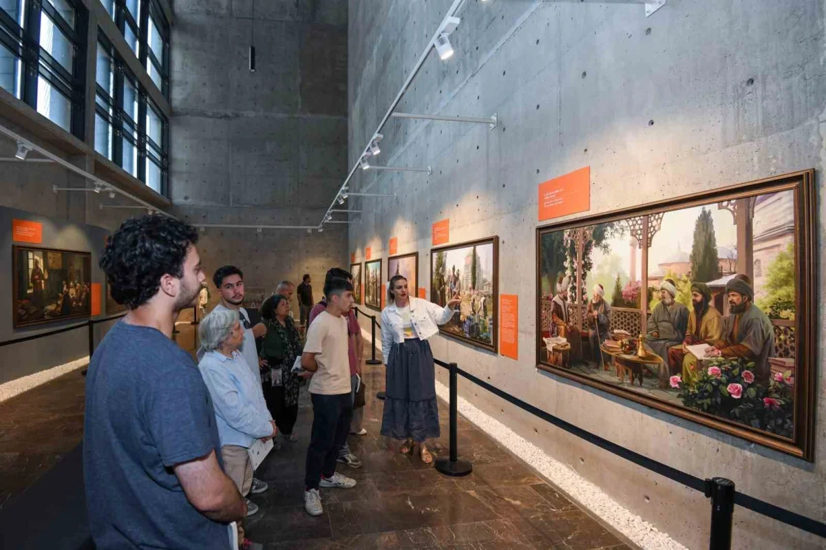 Osmangazi'de gençler Tanpınar'ın izinde Bursa'yı gezdi