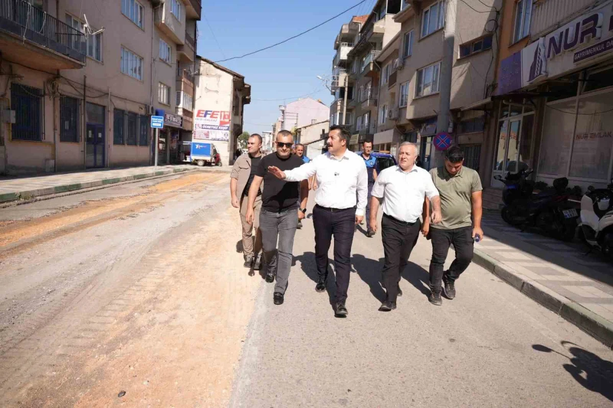 Yenişehir'in ana arterlerinde sıcak asfalt çalışması tamamlandı