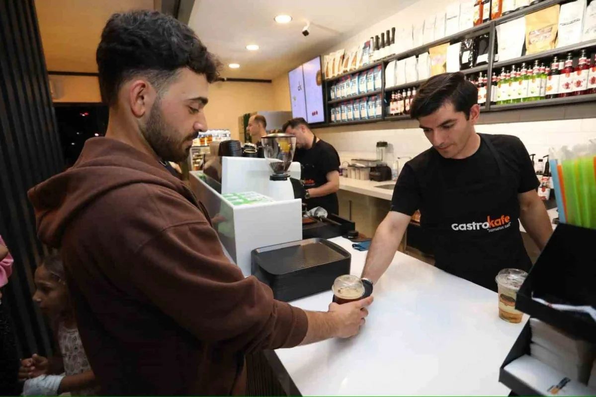 Gastro Kafe Kanal İnegöl Şubesi hizmete başladı