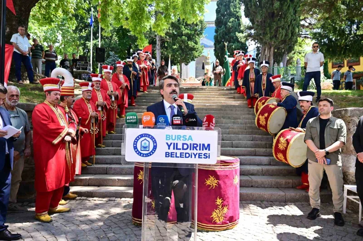 Yıldırım'da Sultan Çelebi Mehmed tahta çıkışının 613. yılında anıldı