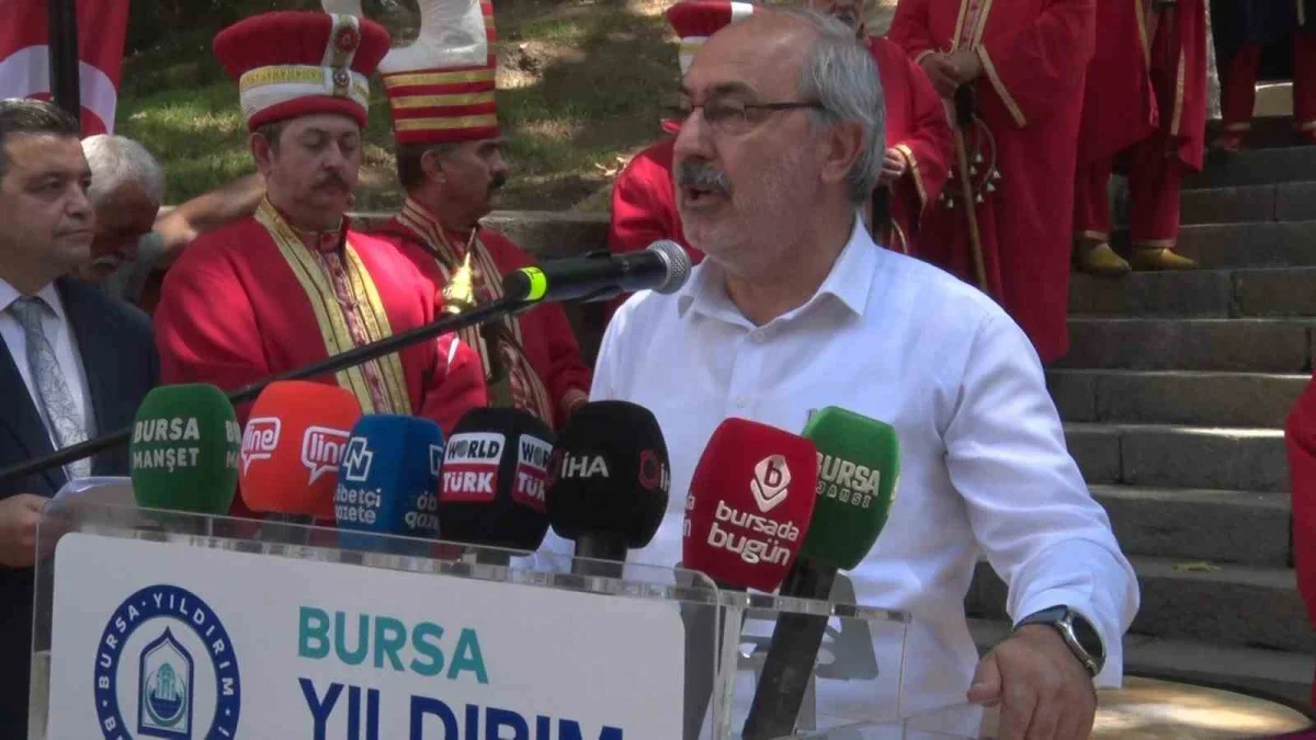 Yıldırım'da Sultan Çelebi Mehmed tahta çıkışının 613. yılında anıldı