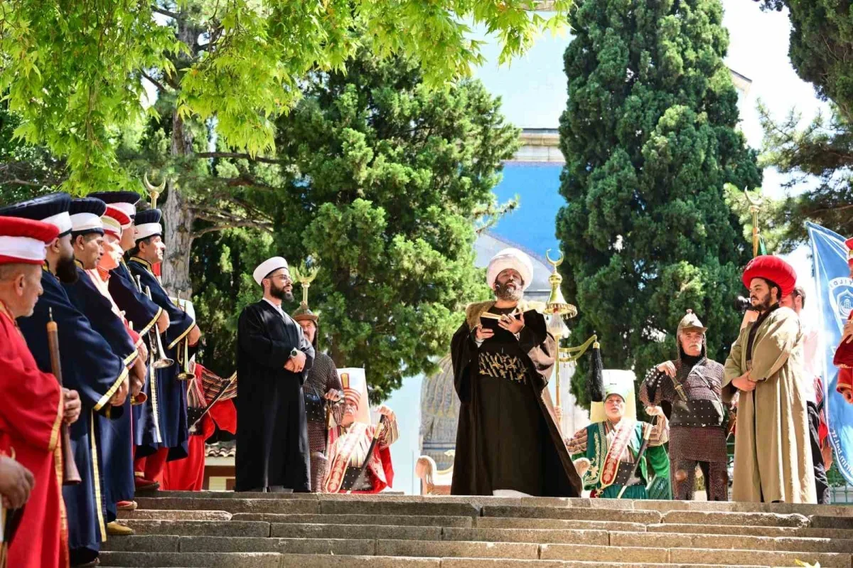 Yıldırım'da Sultan Çelebi Mehmed tahta çıkışının 613. yılında anıldı