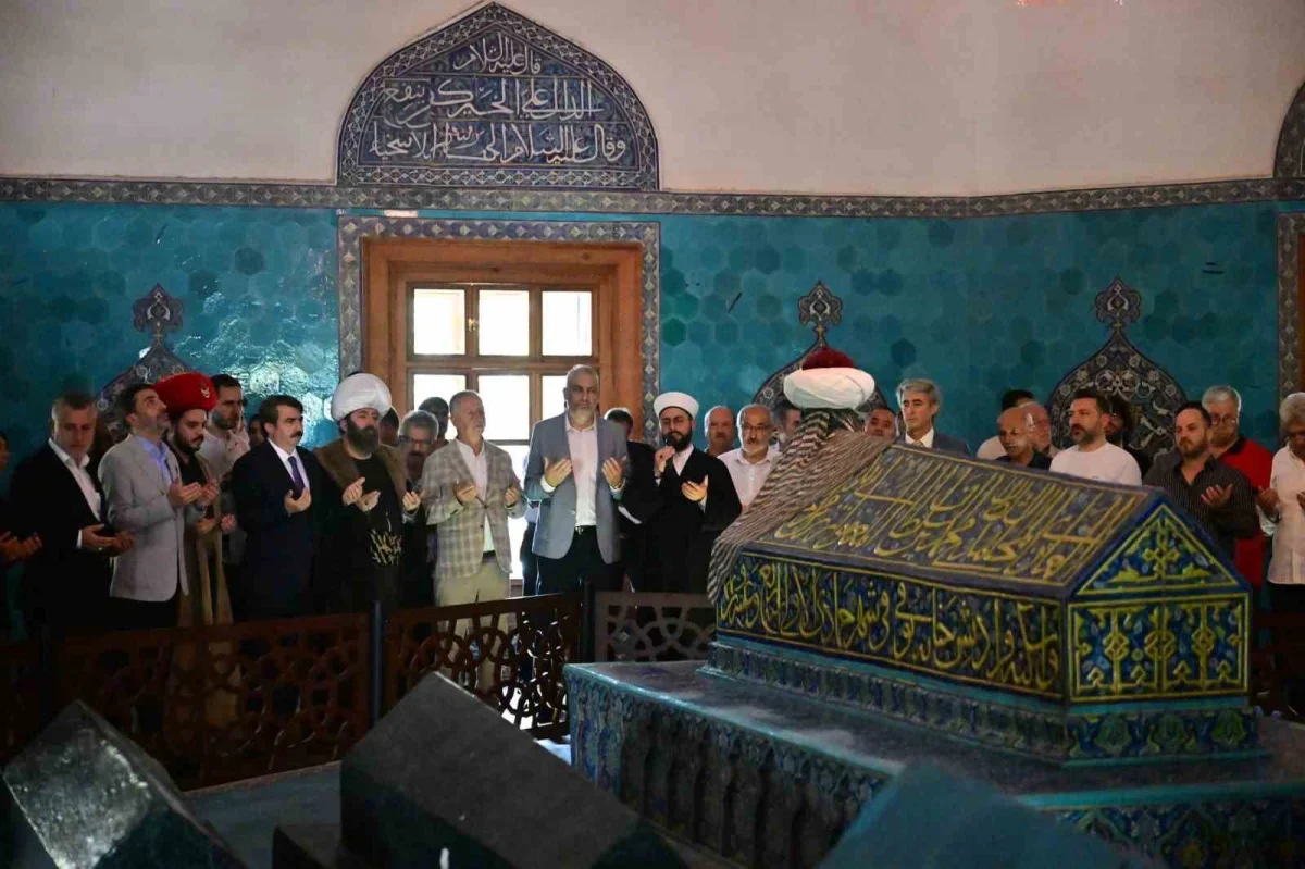 Yıldırım'da Sultan Çelebi Mehmed tahta çıkışının 613. yılında anıldı