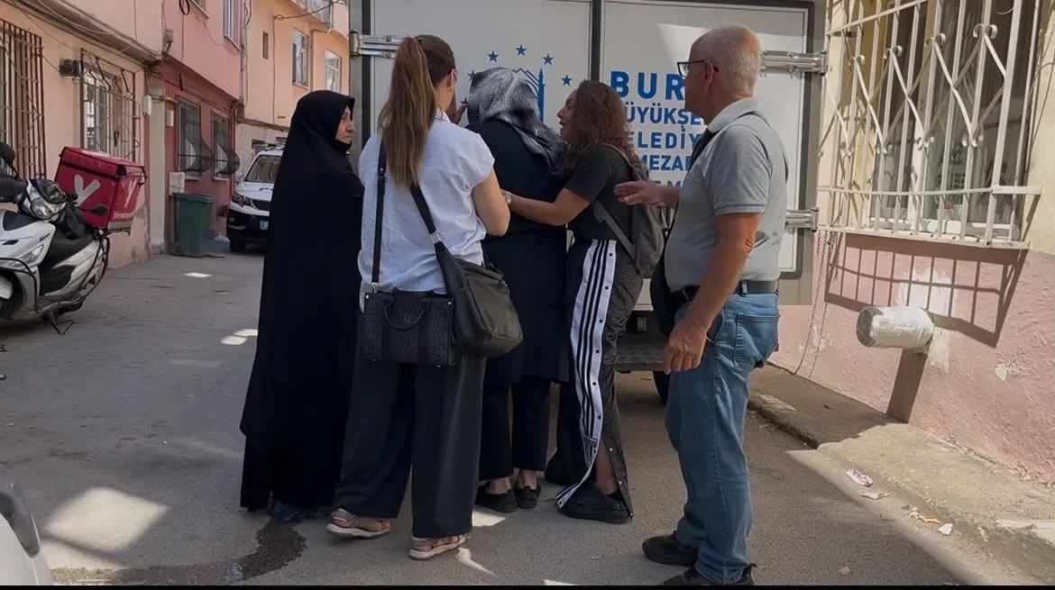 Bursa Osmangazi'de merdivenlerden düşen Rıza Özgür hayatını kaybetti