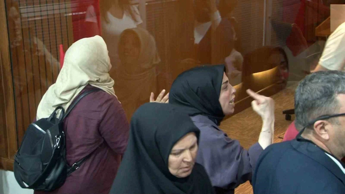 Bahçelievler'de 15 Temmuz tartışması: Şehit ailelerinden tepki