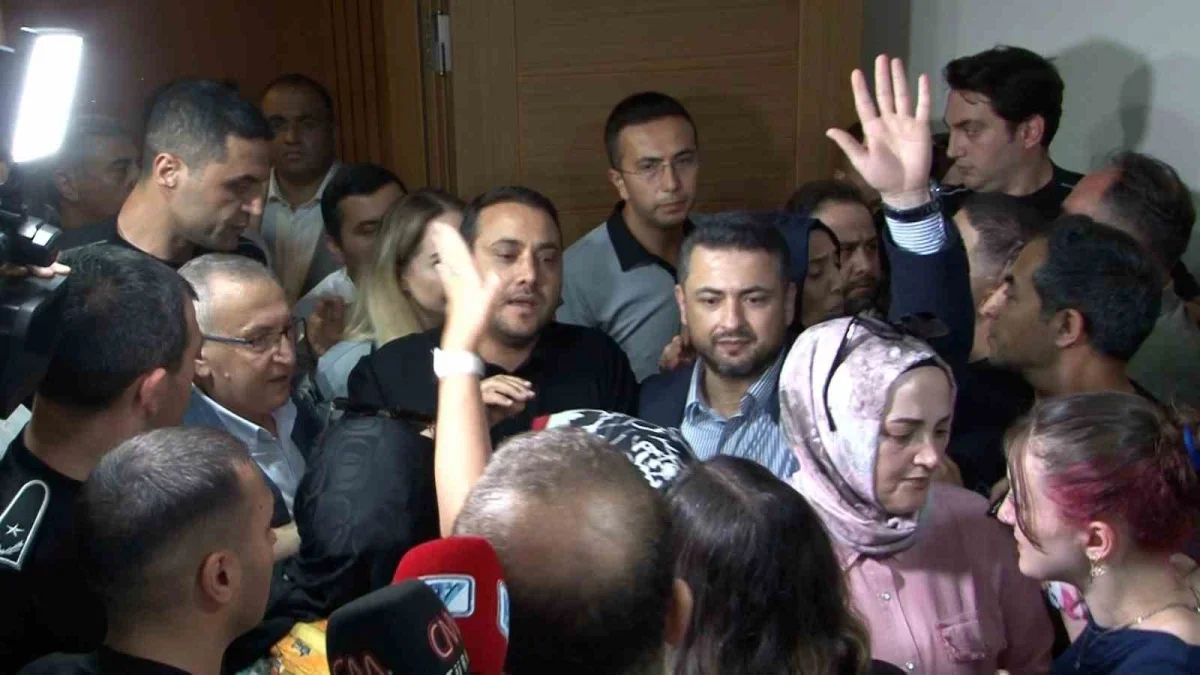 Bahçelievler'de 15 Temmuz tartışması: Şehit ailelerinden tepki