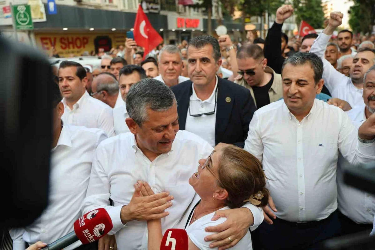 Özgür Özel'den yeni parti sinyali: Adana'da dikkat çeken sözler
