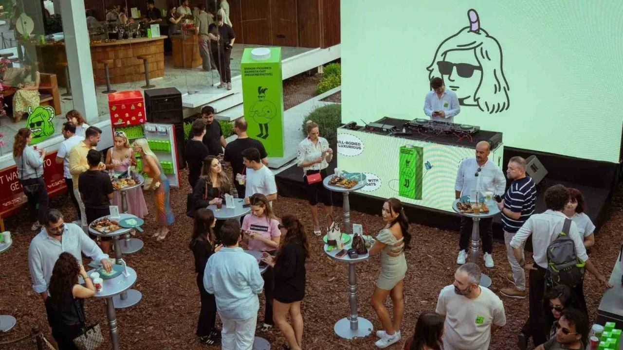Espressolab ve Minor Figures iş birliği lansmanla tanıtıldı