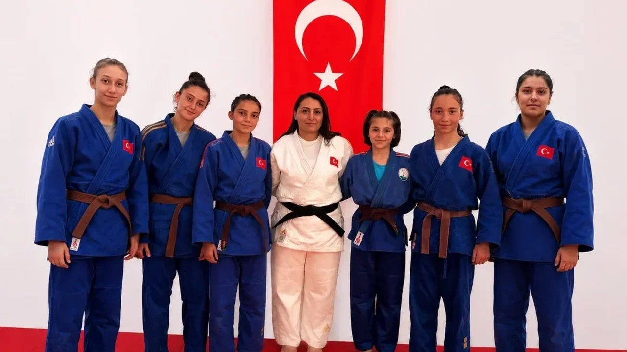 Osmangazi'nin milli judocuları Yıldızlar Avrupa Kupası'nda