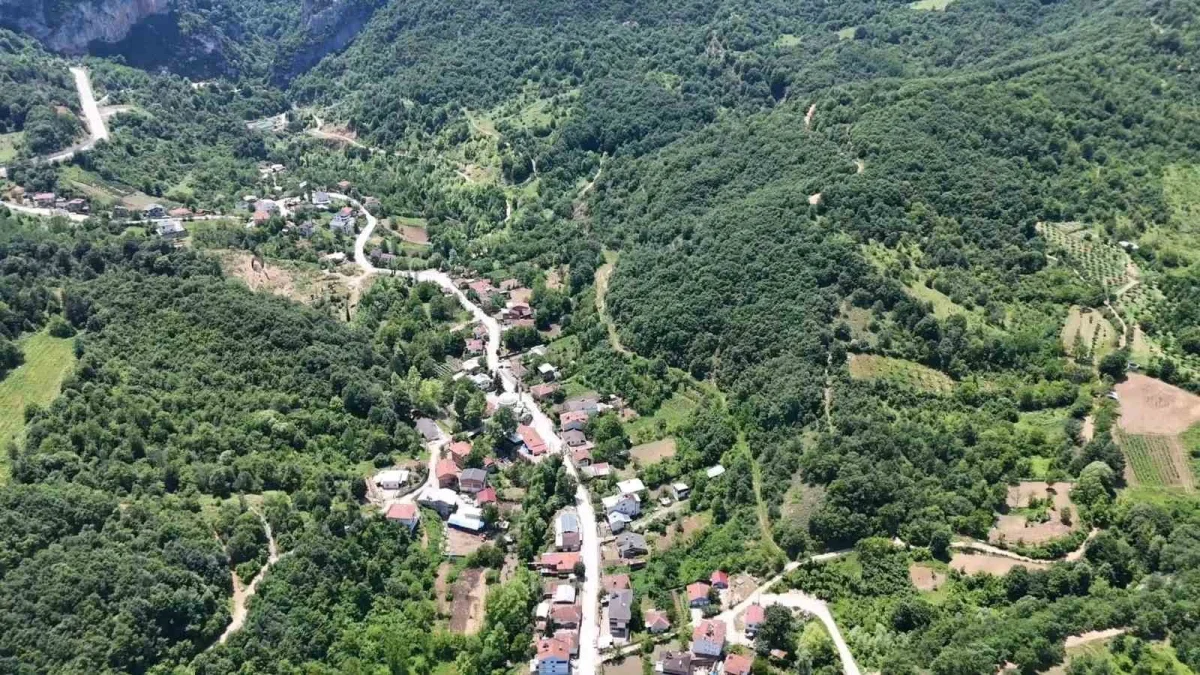 İnegöl'deki Hilmiye Mahallesi Türkiye'nin en uzun köylerinden