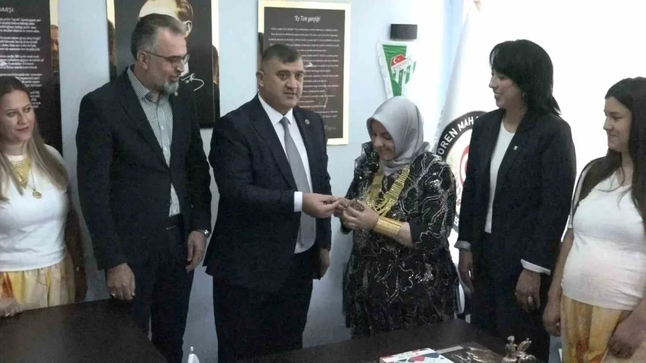 Kozluören'de kadınlar köy yönetimini bir günlüğüne devraldı