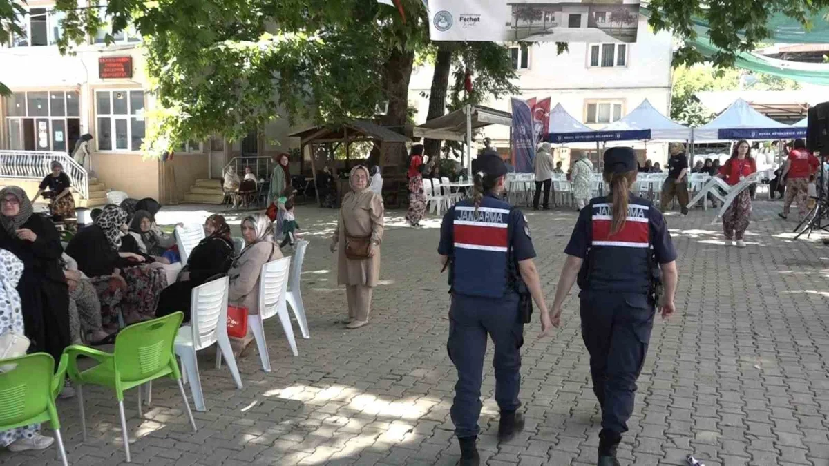 Kozluören'de kadınlar köy yönetimini bir günlüğüne devraldı