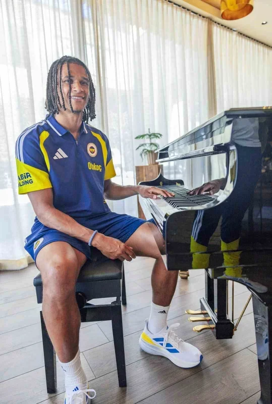 Nathan Ake: Fenerbahçe'ye gelmek benim için kolay oldu
