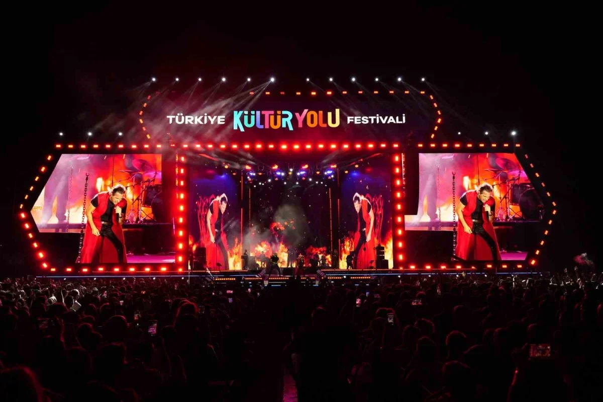 Sakarya Kültür Yolu Festivali Kıraç konseriyle sona erdi