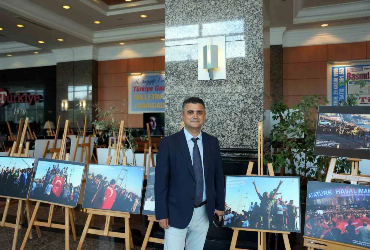 İhlas Haber Ajansı'ndan 15 Temmuz'un 10. yılında fotoğraf sergisi