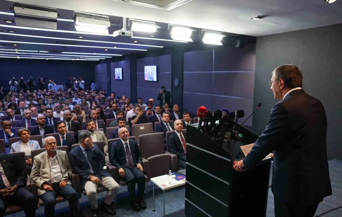 Cevdet Yılmaz: FETÖ benzeri yapılanmalara karşı dikkatli olmalıyız