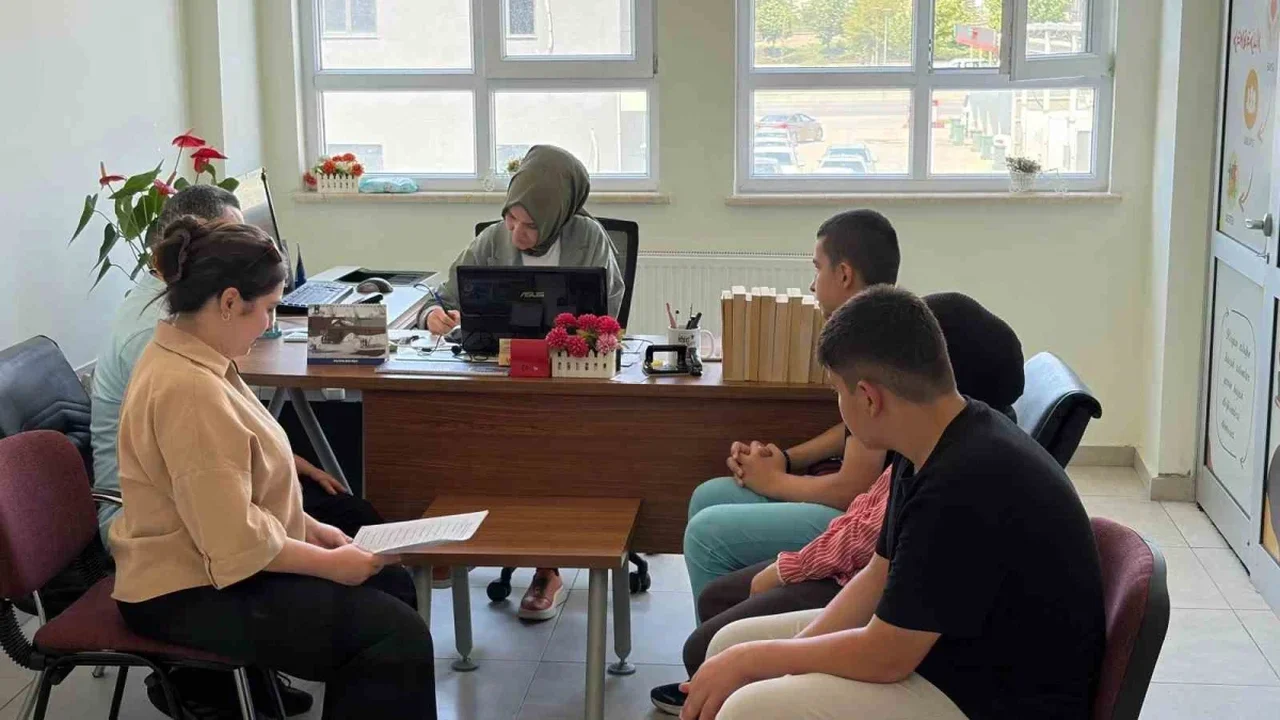 LGS tercihleri başladı: MEB'den öğrenci ve velilere rehberlik