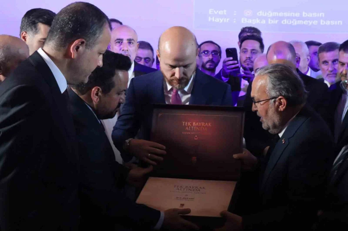 Bilal Erdoğan'dan 15 Temmuz mesajı: Millet iradesi kazandı
