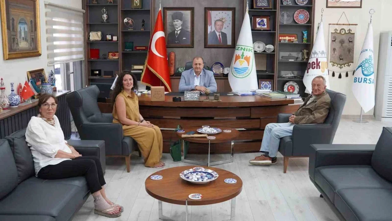 House of Hunny, İznik'te Başkan Usta'yı ziyaret etti