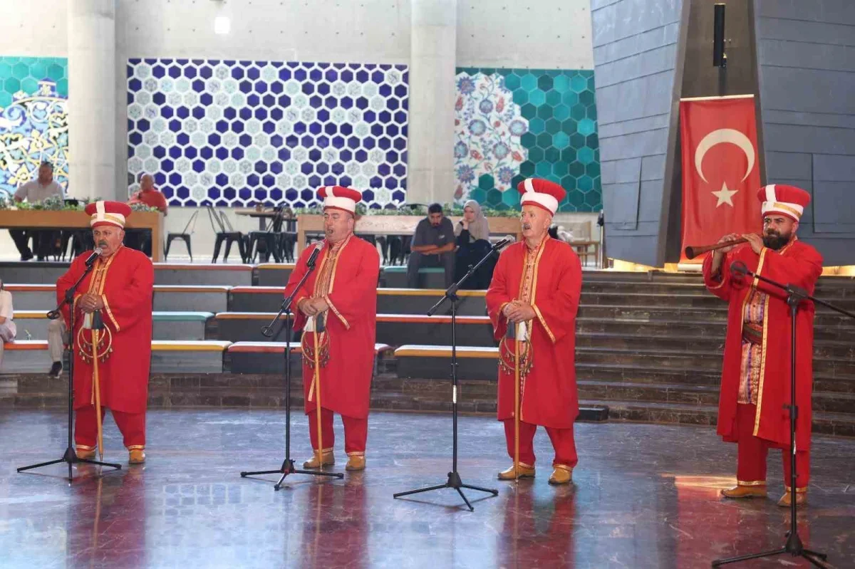 Panorama 1326 Bursa'da mehter ve kılıç kalkan coşkusu