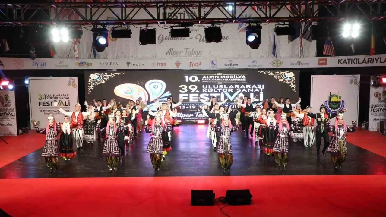 39. Uluslararası Kültür Sanat Festivali İnegöl'de başladı