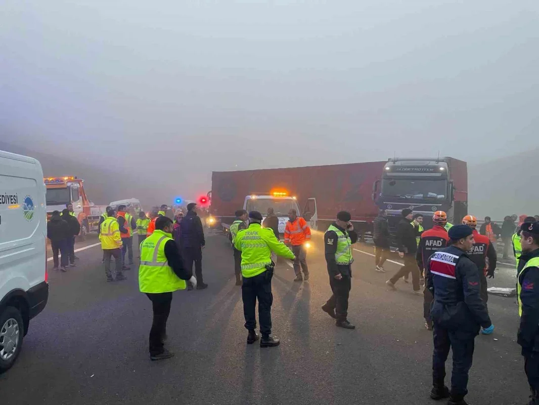 Sakarya'daki 11 ölümlü zincirleme kaza davası ertelendi