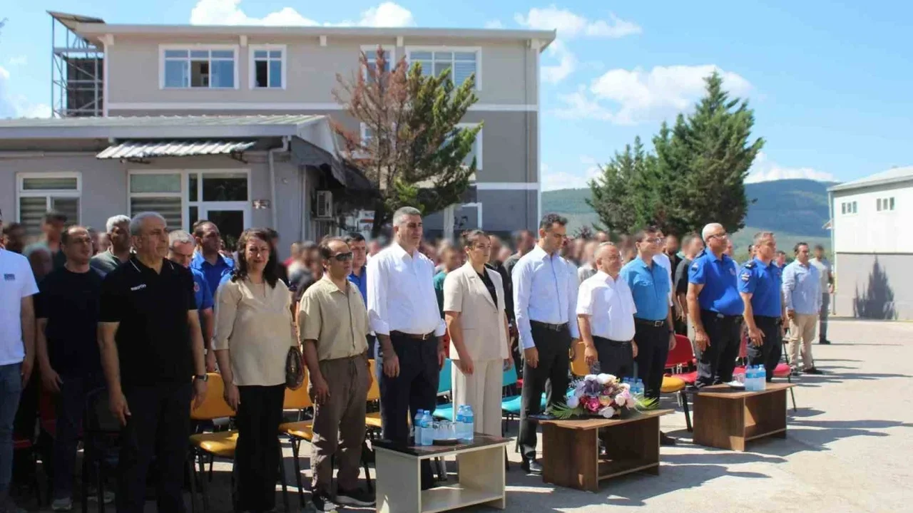 Gemlik Açık Cezaevi'nde 15 Temmuz anma programı düzenlendi