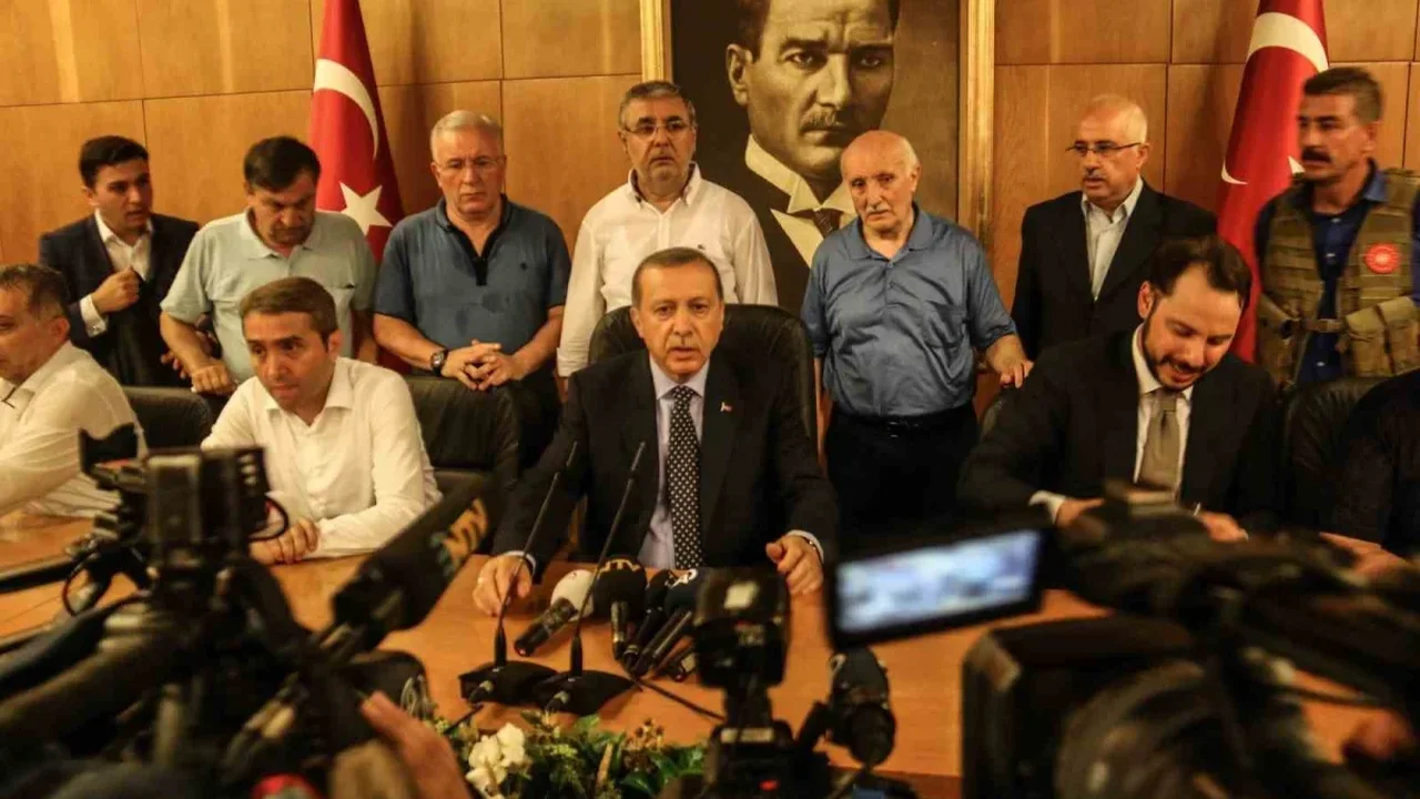 15 Temmuz fotoğrafları Türkiye'de sergileniyor