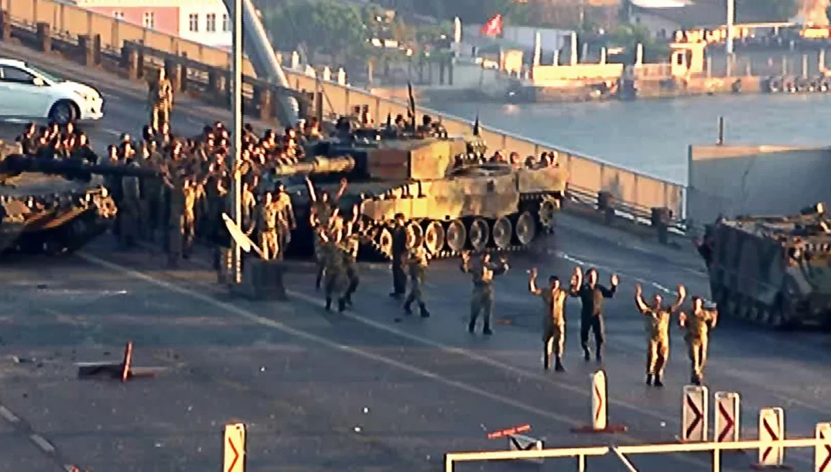 15 Temmuz fotoğrafları Türkiye'de sergileniyor