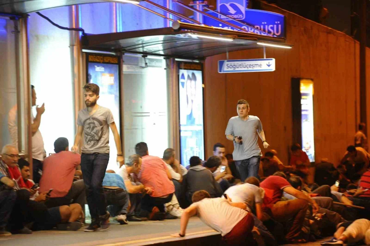 15 Temmuz fotoğrafları Türkiye'de sergileniyor