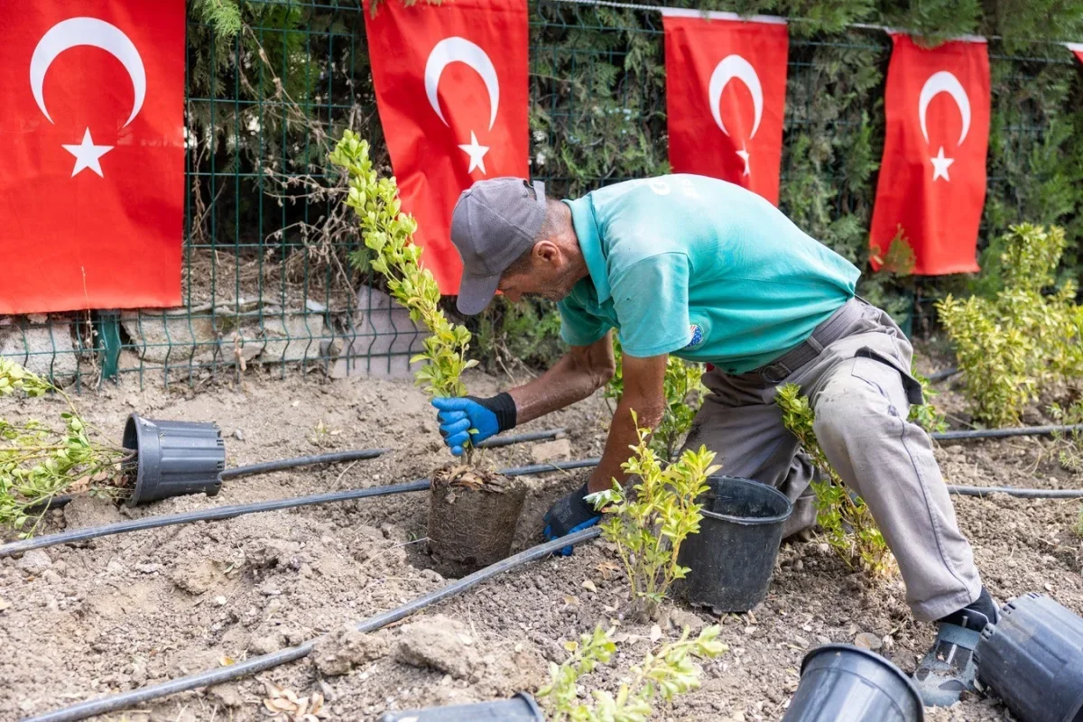 Gölbaşı'nda şehit ailelerine 15 Temmuz öncesi anlamlı ziyaret