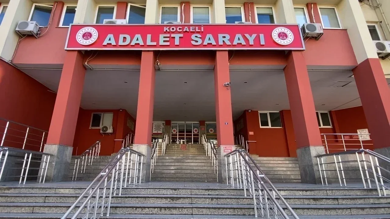 "Cinler kan istiyor" yalanıyla dolandırıcılığa 9 yıl 10 ay hapis