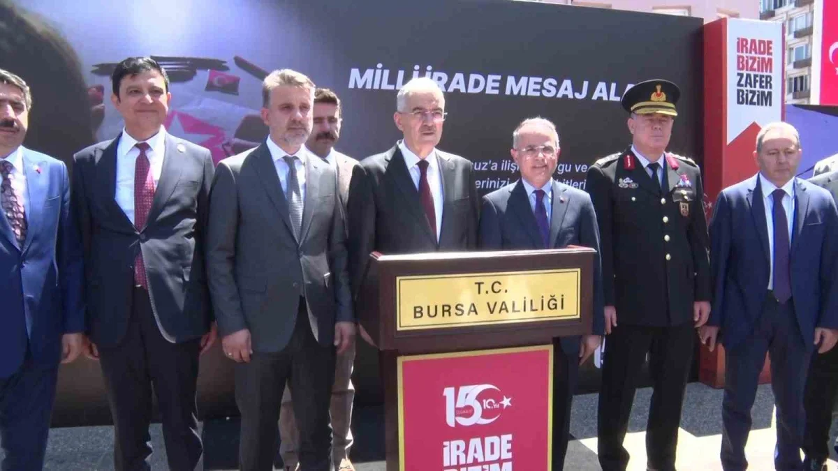 Bursa'da 15 Temmuz Anma Merkezi UNESCO Meydanı'nda açıldı