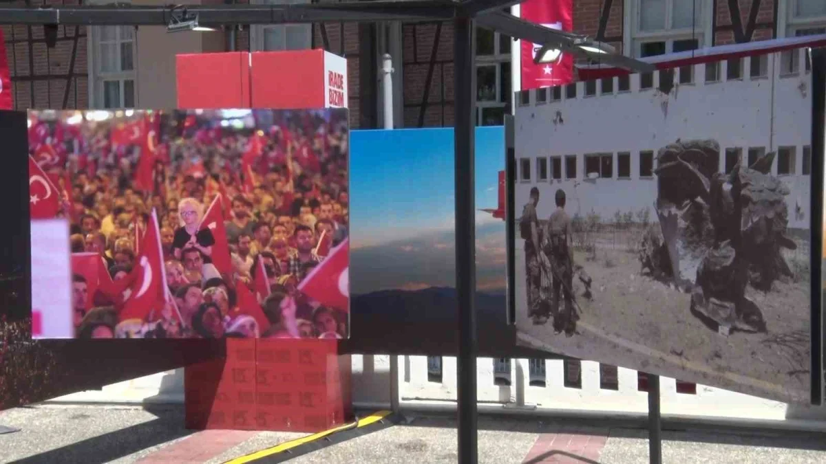 Bursa'da 15 Temmuz Anma Merkezi UNESCO Meydanı'nda açıldı