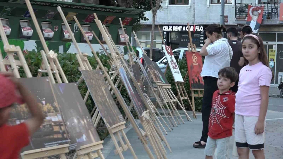 Gürsu'da 15 Temmuz fotoğraf sergisi vatandaşlarla buluştu