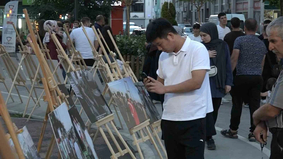 Gürsu'da 15 Temmuz fotoğraf sergisi vatandaşlarla buluştu