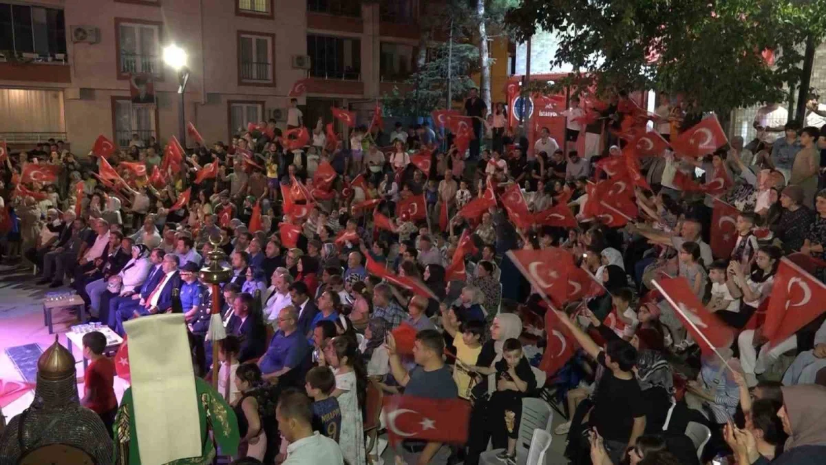 Gürsu'da 15 Temmuz fotoğraf sergisi vatandaşlarla buluştu